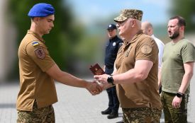 У Хмельницькому відзначили 13 військових-нацгвардійців (ФОТО)