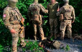 У Хмельницькому затримали військового, який втік в СЗЧ з автоматом