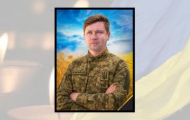 Поміняв пензель на зброю: в Хмельницькому попрощались із захисником Андрієм Томчишиним