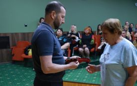 Родинам загиблих захисників з Хмельниччини вручили посмертні нагороди