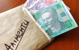 Чловік намагався отримати аліменти з колишньої дружини. Що вирішив суд?