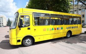 16 автобусів за 55,7 мільйона: деталі закупівель для шкіл Хмельниччини
