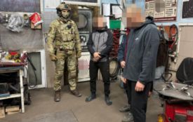 Судитимуть військових, які працювали на шиномонтажі замість служби