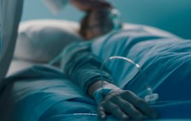 Є летальний випадок: у Хмельницькому побільшало хворих на ботулізм