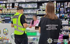 Хмельничанку підозрюють у незаконному продажі комунальної землі