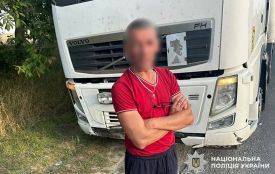На Хмельниччині п’яний далекобійник пропонував хабар поліцейським