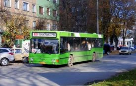 Через брак пального у Кам’янці скоротили кількість комунального транспорту