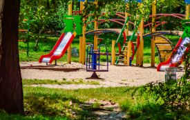 Від 108 гривень до 95 тисяч: що і за скільки ремонтують на дитячих майданчиках Хмельницького (ІНФОГРАФІКА)
