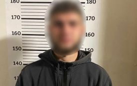 Нічна бійка у Кам’янці: до лікарні доставили непритомного чоловіка