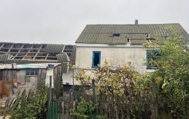 Наслідки ворожої атаки на Хмельниччину: пошкоджено будинки