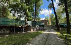 Частину земель в парку Чекмана, які самовільно зайняв Крупа, повернули у власність громади