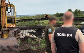 Викрили незаконний видобуток торфу на Хмельниччині: втрати держави понад 142 млн грн
