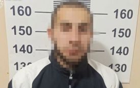 Порізав брата ножем і втік: на Хмельниччині взяли під варту нападника