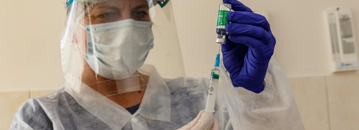 На якому місці Хмельниччина за темпами вакцинації від COVID - рейтинг