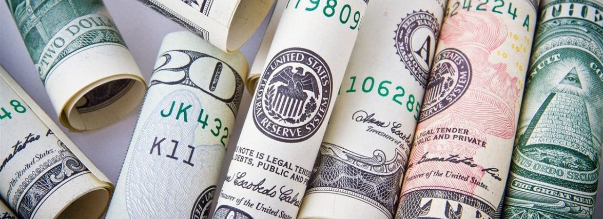 Курс валют на 12 липня. За скільки продають долар і євро після вихідних
