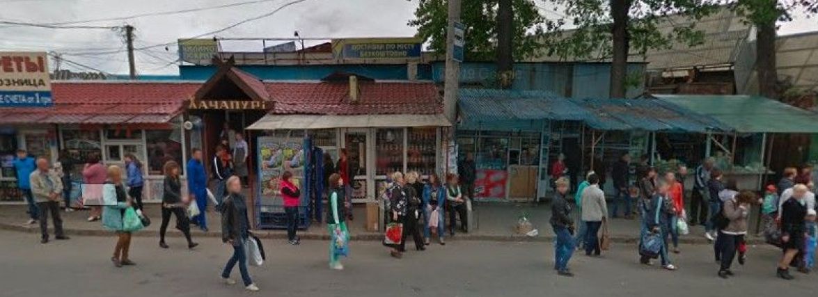 Зупинку біля речового ринку перенесуть