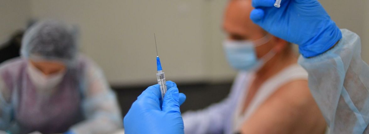 В Україні стартує п'ятий етап COVID-вакцинації