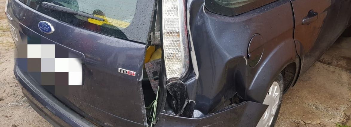 На Хмельниччині чоловік вкрав чуже авто та потрапив на ньому в ДТП