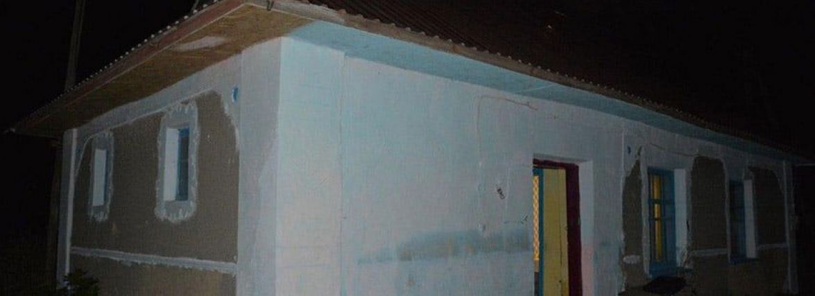 На Хмельниччині чоловік з ножем накинувся на свого знайомого