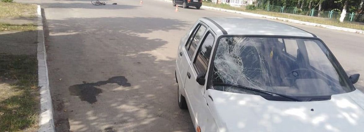 У Шепетівці авто збило 75-річного велосипедиста
