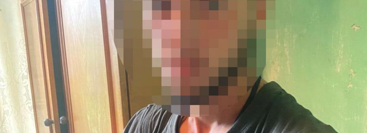 У 28-річного жителя Хмельниччини знайшли 10 кілограмів наркотиків, зброю і вибухівку