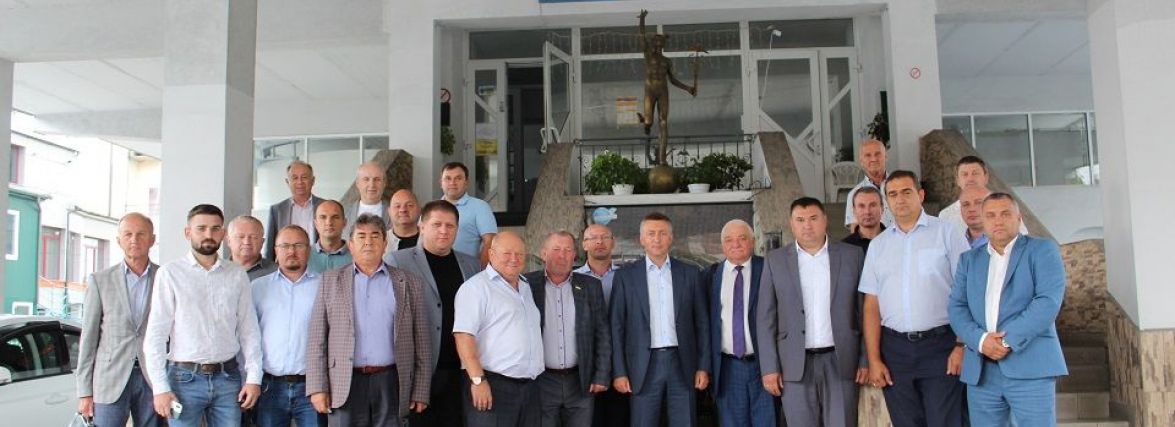 Від браку кадрів до ввізного мита та ПДВ: підприємці Хмельниччини озвучили ключові проблеми бізнесу (пресслужба С.Лабазюка)