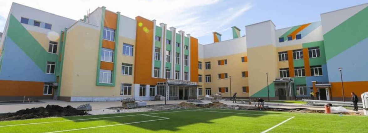 Коли відкриють нову школу на Озерній та що робитимуть далі (ФОТО)
