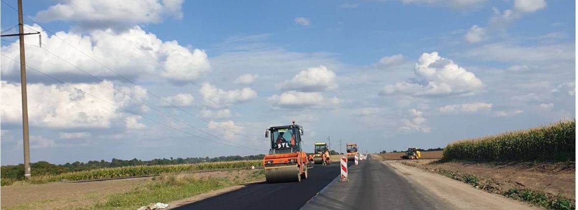 Ремонт дороги Т-23-14 на Хмельниччині: що вже зробили і коли планують завершити