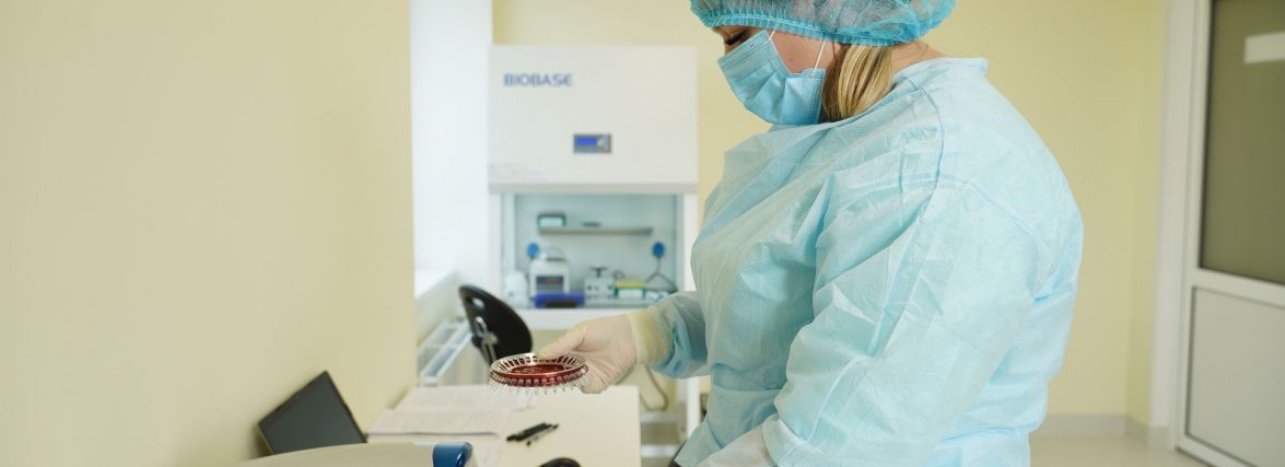 Сім смертей і понад дві сотні нових хворих: яка ситуація з Covid на Хмельниччині