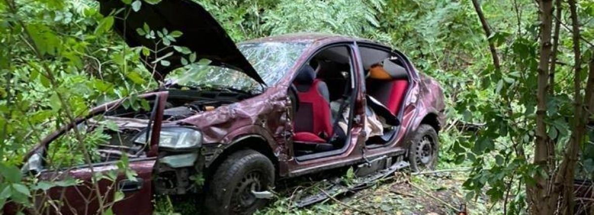 На Хмельниччині п’яний водій «Opel» злетів в кювет. Загинула його дружина