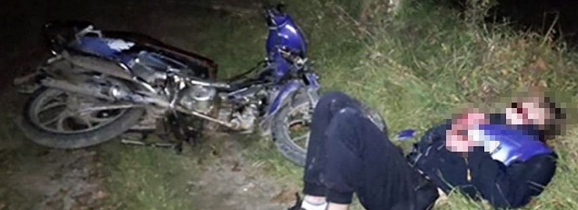 На Хмельниччині поліцейські врятували ледве притомного 17-річного хлопця після ДТП