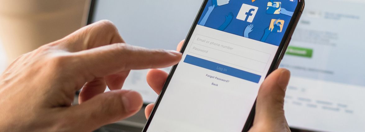 Facebook планує змінити назву. Що відомо