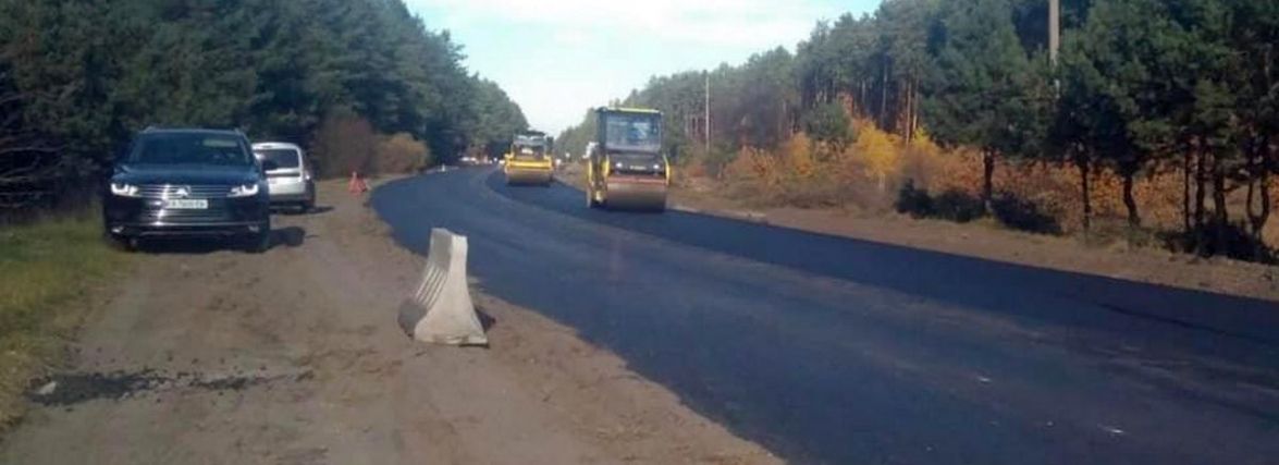 Дорогою Н-25 на Хмельниччині ускладнений рух: де тривають роботи