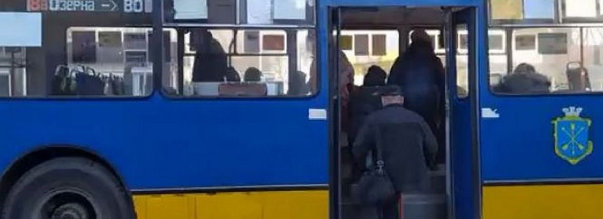 Робота громадського транспорту: від хмельничан чекають побажань і пропозицій
