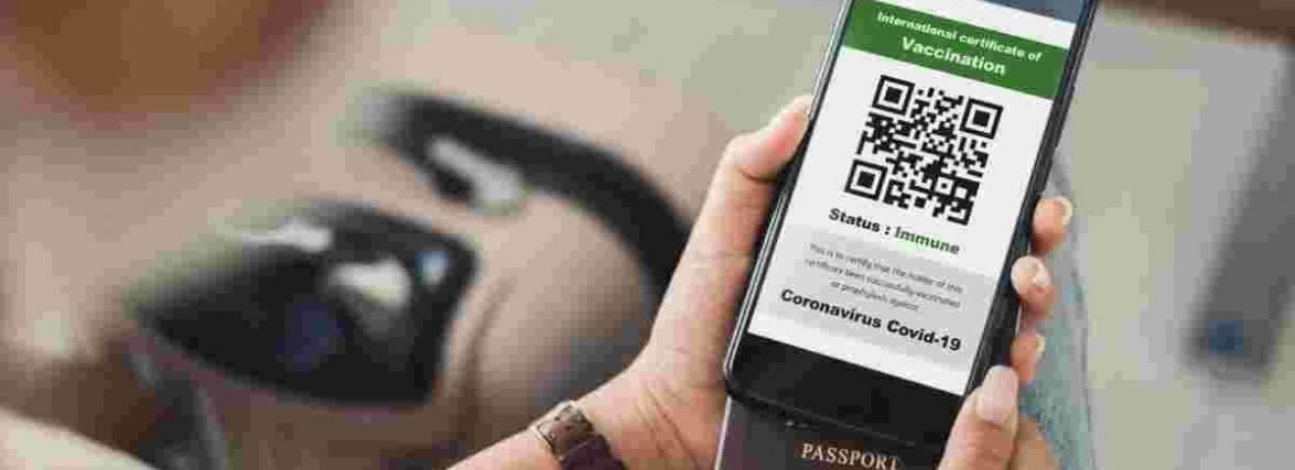 QR-код у «Дії» та посилення обмежень для невакцинованих: нові правила карантину в Україні