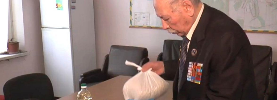 Продуктові набори від депутата (пресслужба О.Лукашука)