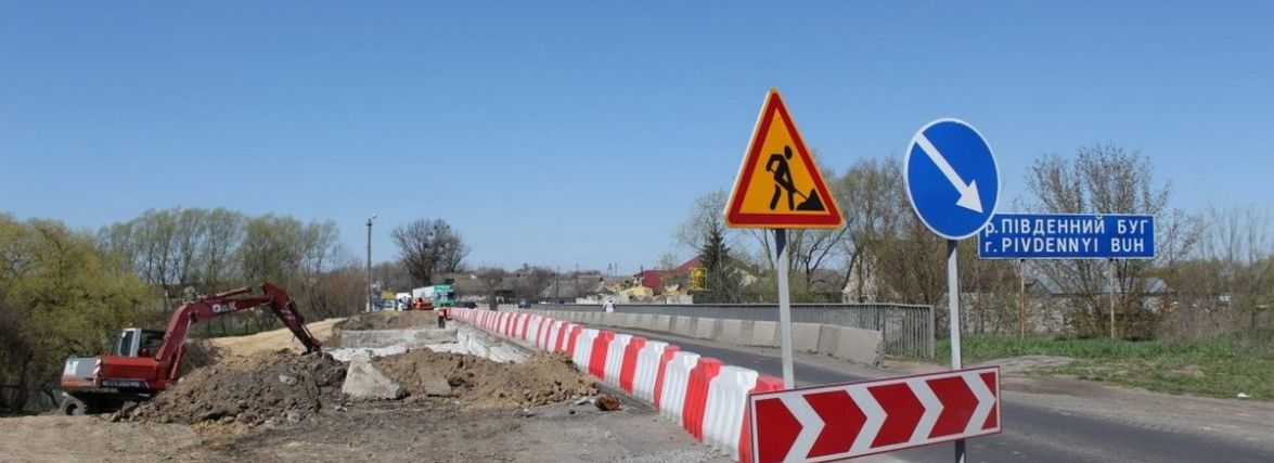 Хто заробляє на ремонтах доріг Хмельниччини (ІНФОГРАФІКА)