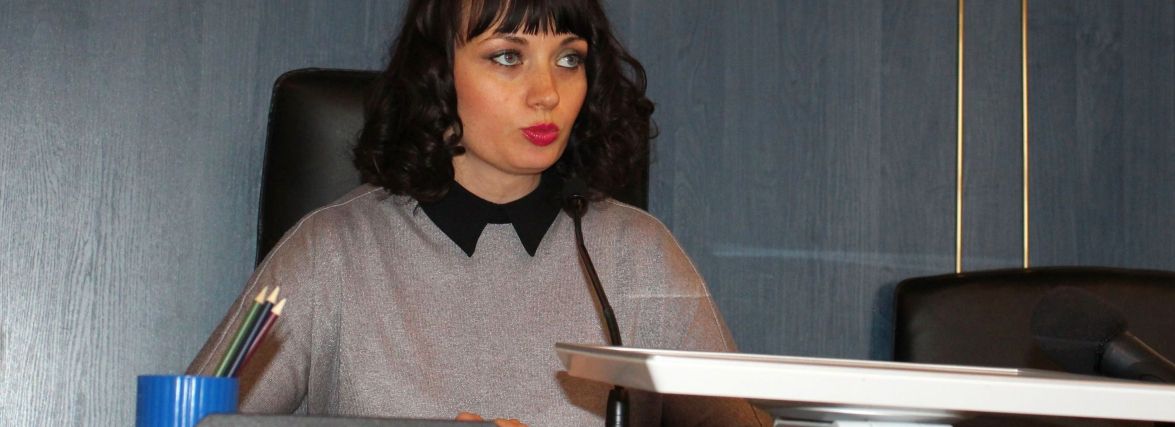 Відповідає міськрада: коли і що можна запитати в Юлії Сабій
