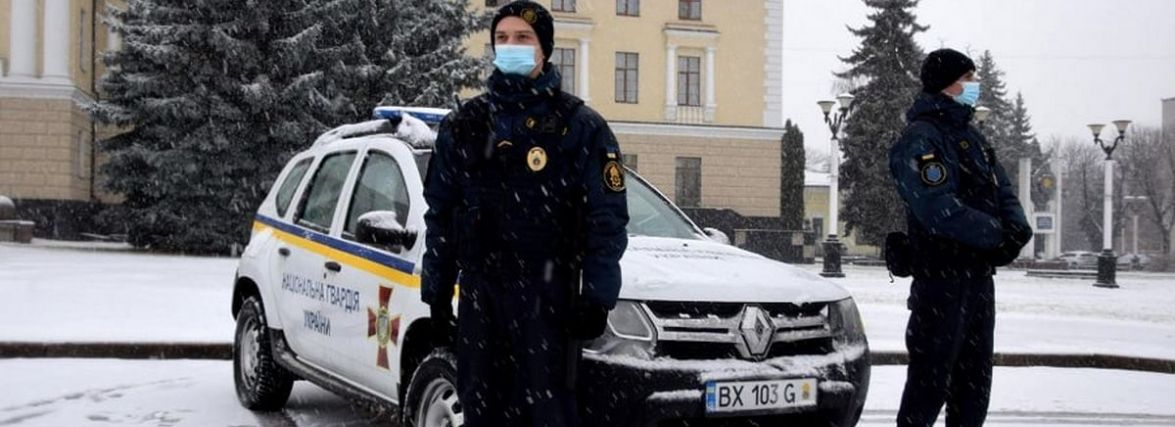 У Хмельницькому 20-річний хлопець попався з наркотиками