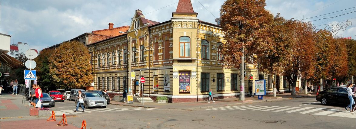 ТОП-100 туристичних локацій Хмельниччини, які варто відвідати переселенцям (КАРТА)