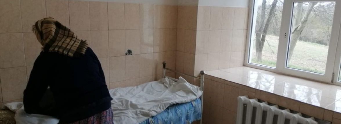 Пацієнтів з Харківщини евакуювали на Хмельниччину