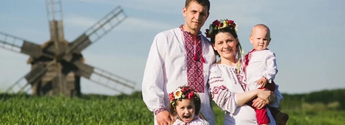 Скільки народилося дітей і одружилося пар за час війни: дані по Хмельницькому