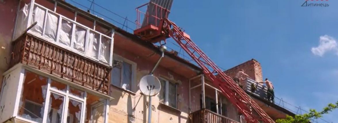 Хмельницькі комунальники допомагають відбудовувати Чернігів