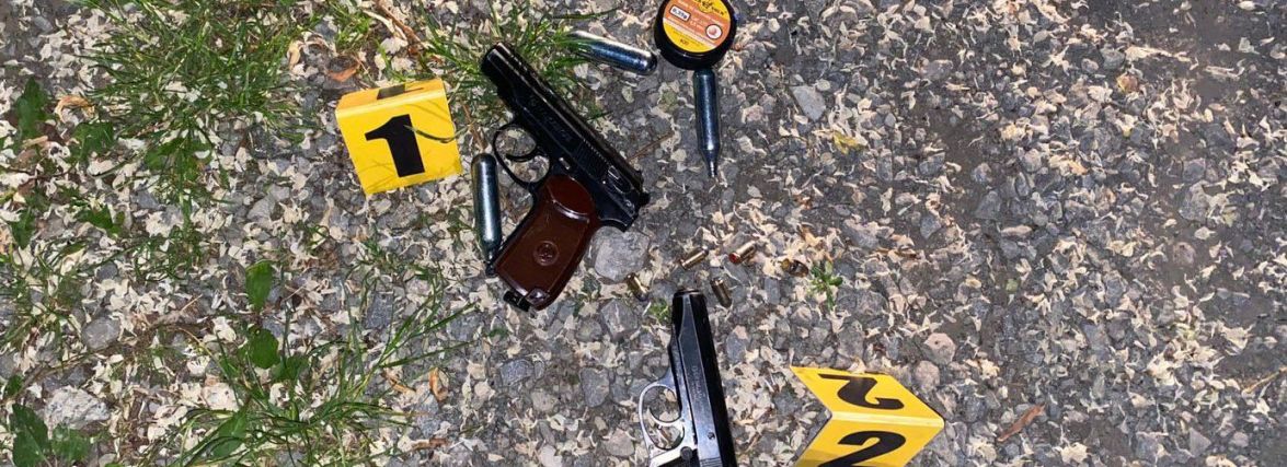 На Хмельниччині в неповнолітнього хлопця знайшли зброю