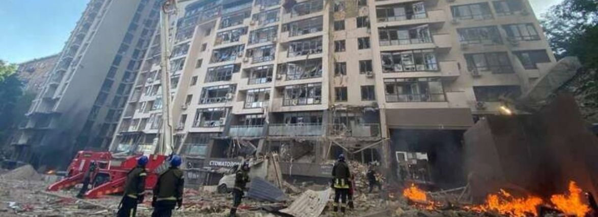 Як допомогти людям, які опинилися під завалами