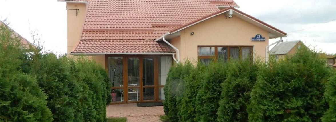 До 73 тисяч на місяць: ціни на оренду будинків у Хмельницькому та селах