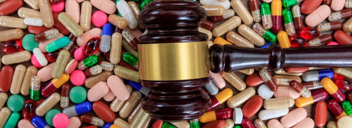Судили дніпрянина, який продавав у Хмельницькому наркотики