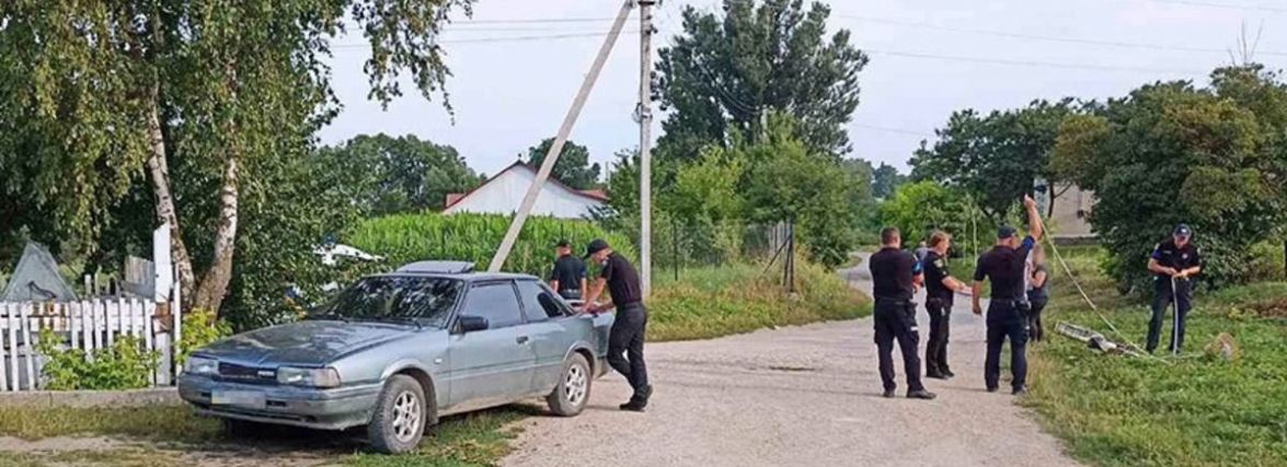 П'яний на “Mazda” збив 13-річних дівчат на велосипеді