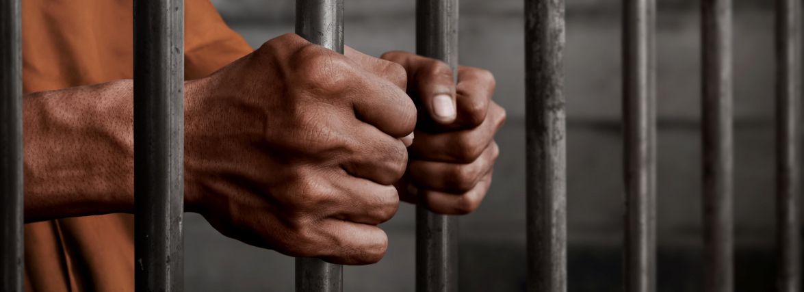 У Хмельницькому судили банду рекетирів. Деталі справи