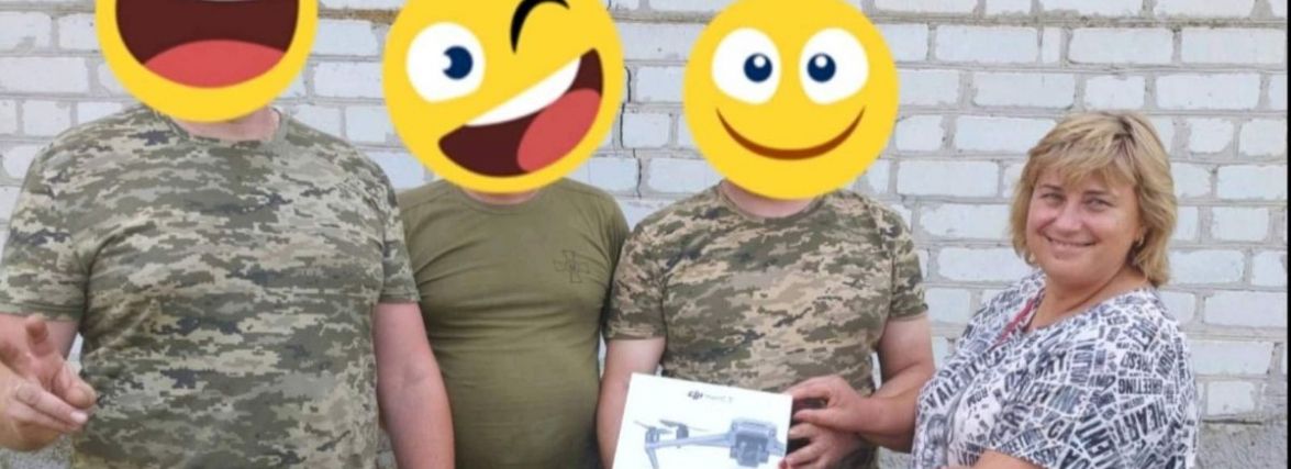 Замість випускного — дрон для військових: вчителька та школярі зібрали на “пташку” для ЗСУ